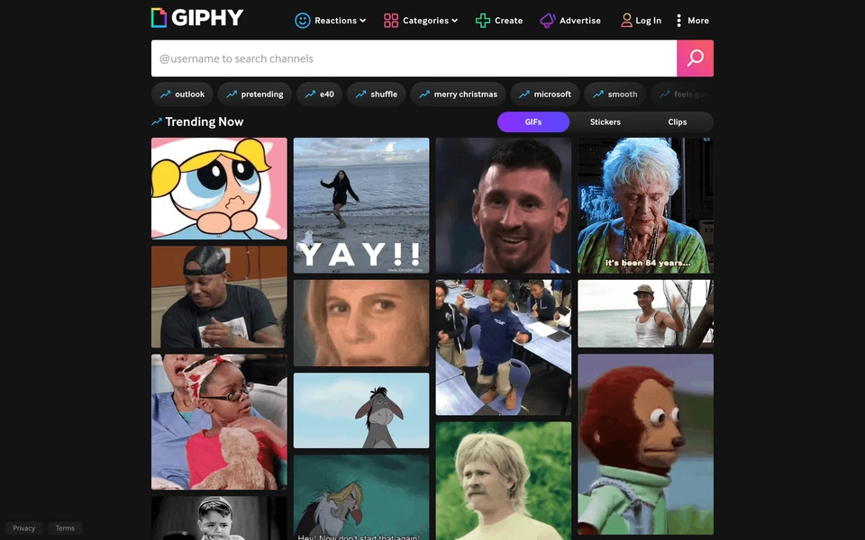 Screenshot of Giphy.com